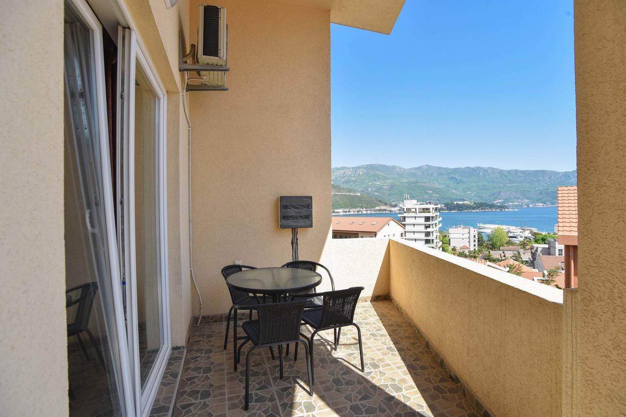 Apartments Jelusic Budva Eksteriør bilde